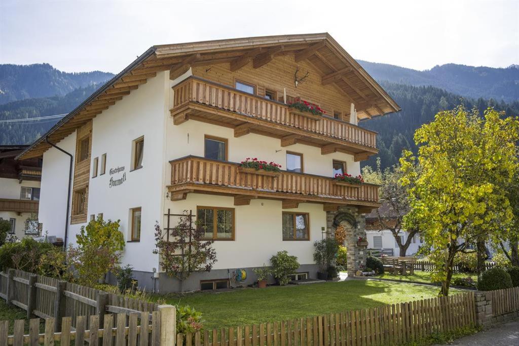 Gaestehaus Hoamatl Майерхофен Екстериор снимка
